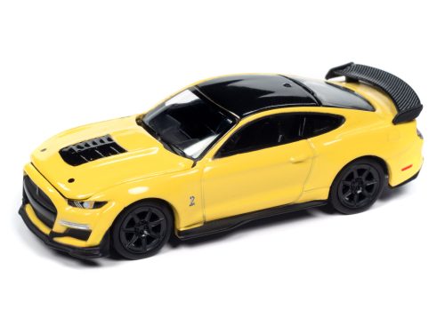 Auto World 2021 Ford Mustang Shelby GT500 Carbon Fiber Track Pack 1:64 Diecast