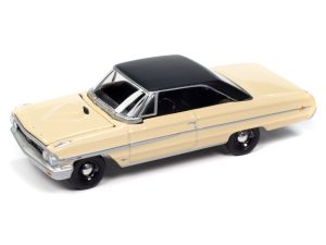 Auto World 1964 Ford Galaxie 500XL 1:64 Diecast