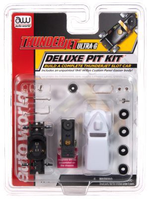 Auto World Thunderjet Deluxe Pit Kit (1941 Willys Gasser Body) HO Scale